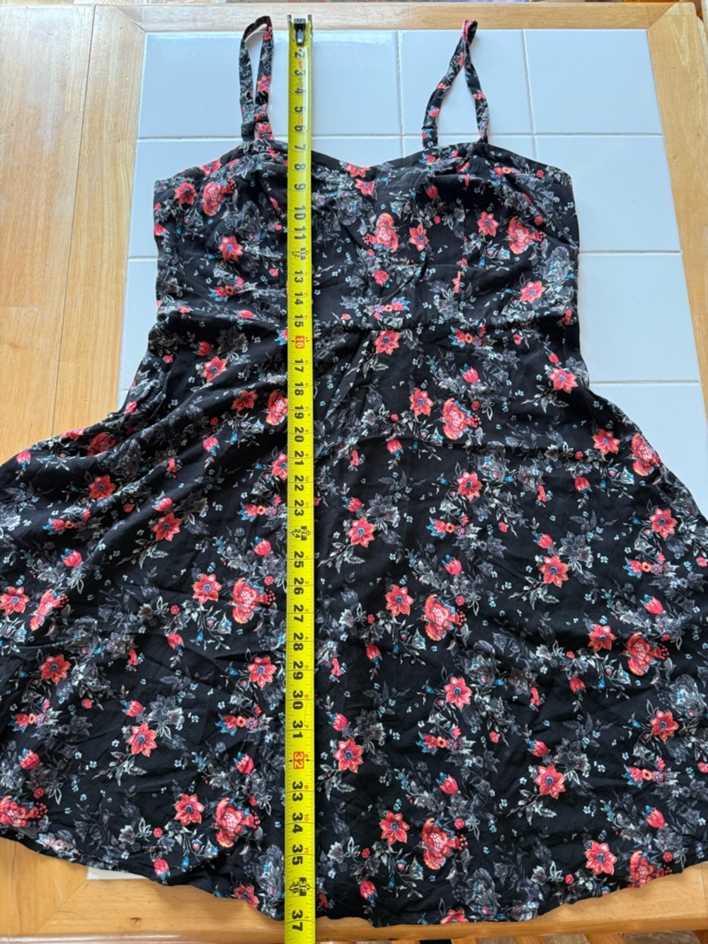 Torrid - Black Floral Skater Dress Smocked Sleeveless Summer NWOT Size 1 (16/18) - Picture 11 of 15